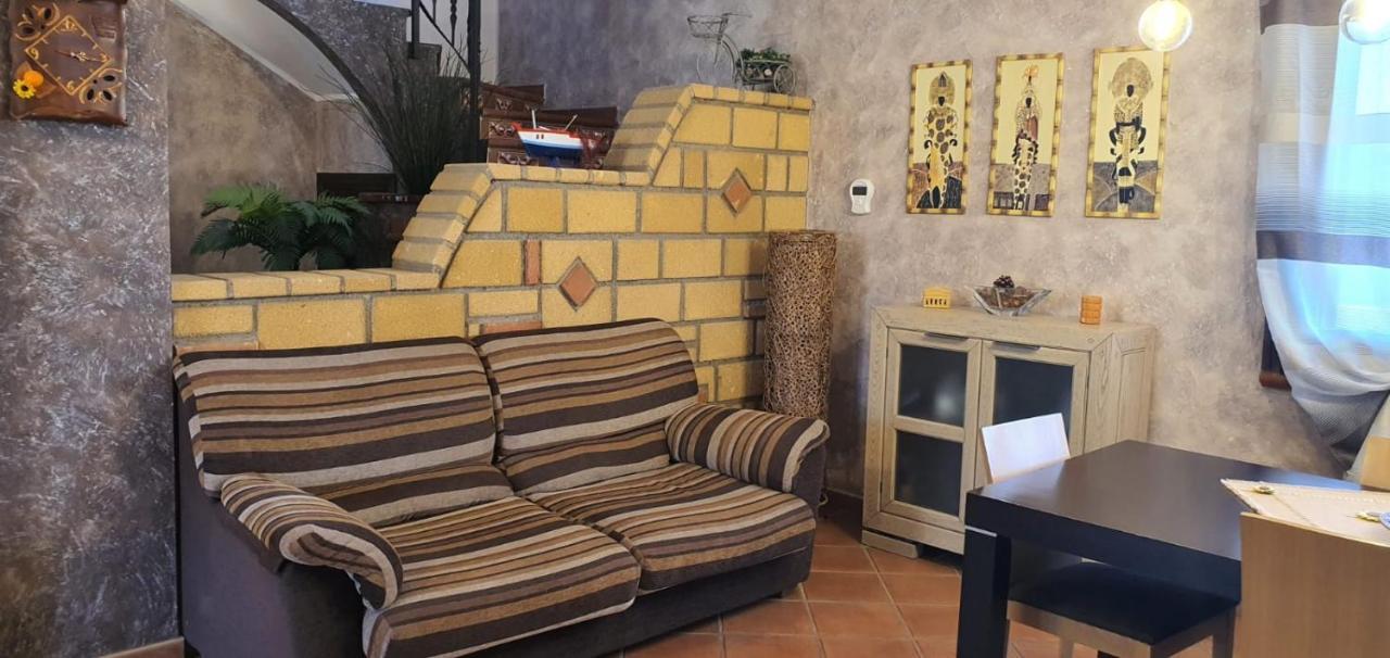 Villa Marianna Con Piscina Privata Ampi Spazi Esterni E Wifi Free Трабия Экстерьер фото