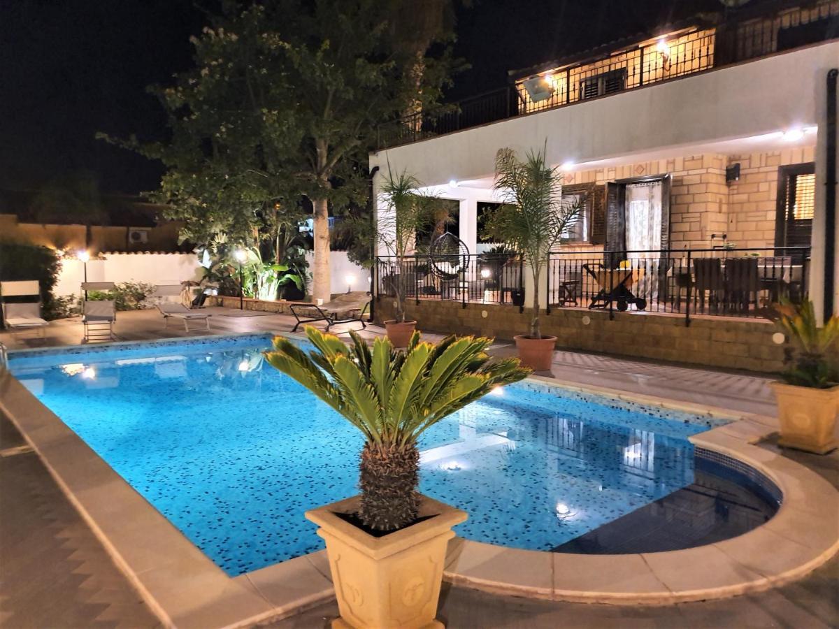 Villa Marianna Con Piscina Privata Ampi Spazi Esterni E Wifi Free Трабия Экстерьер фото